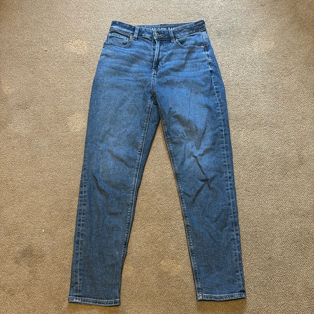 American Eagle Stretch Mom Jeans. Dark wash jeans in size 2.